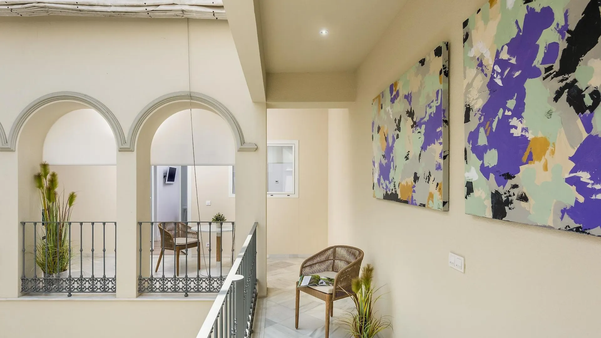 Suites Sevilla Plaza 0*,