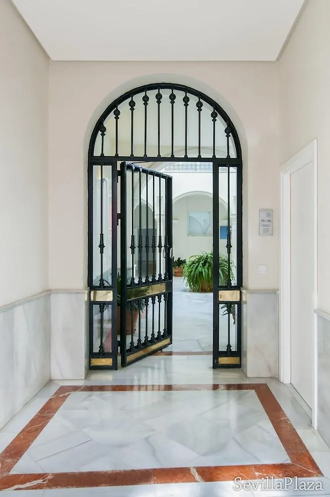 Suites Sevilla Plaza 0*,  Španělsko