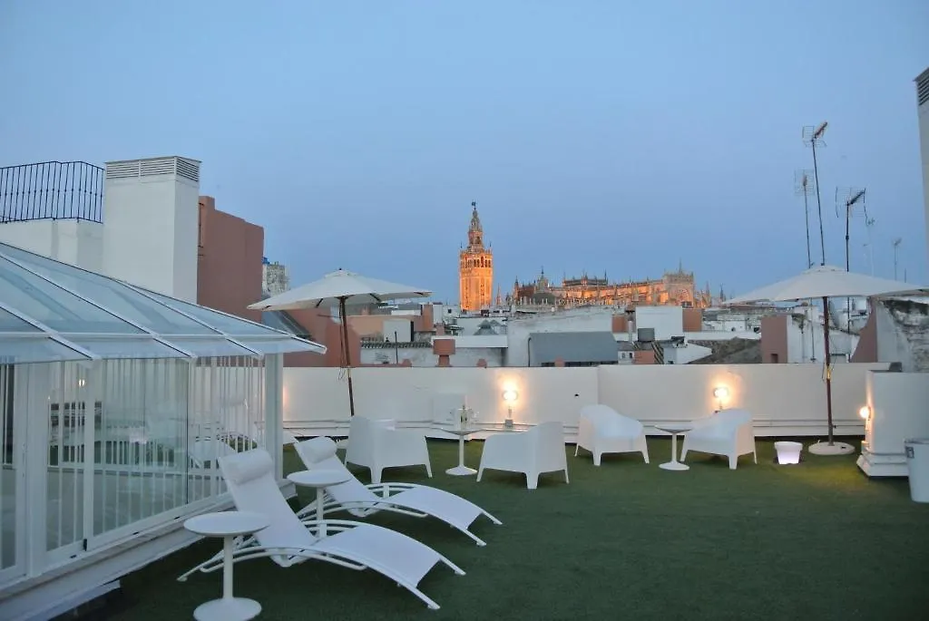 Suites Sevilla Plaza 0*, סביליה