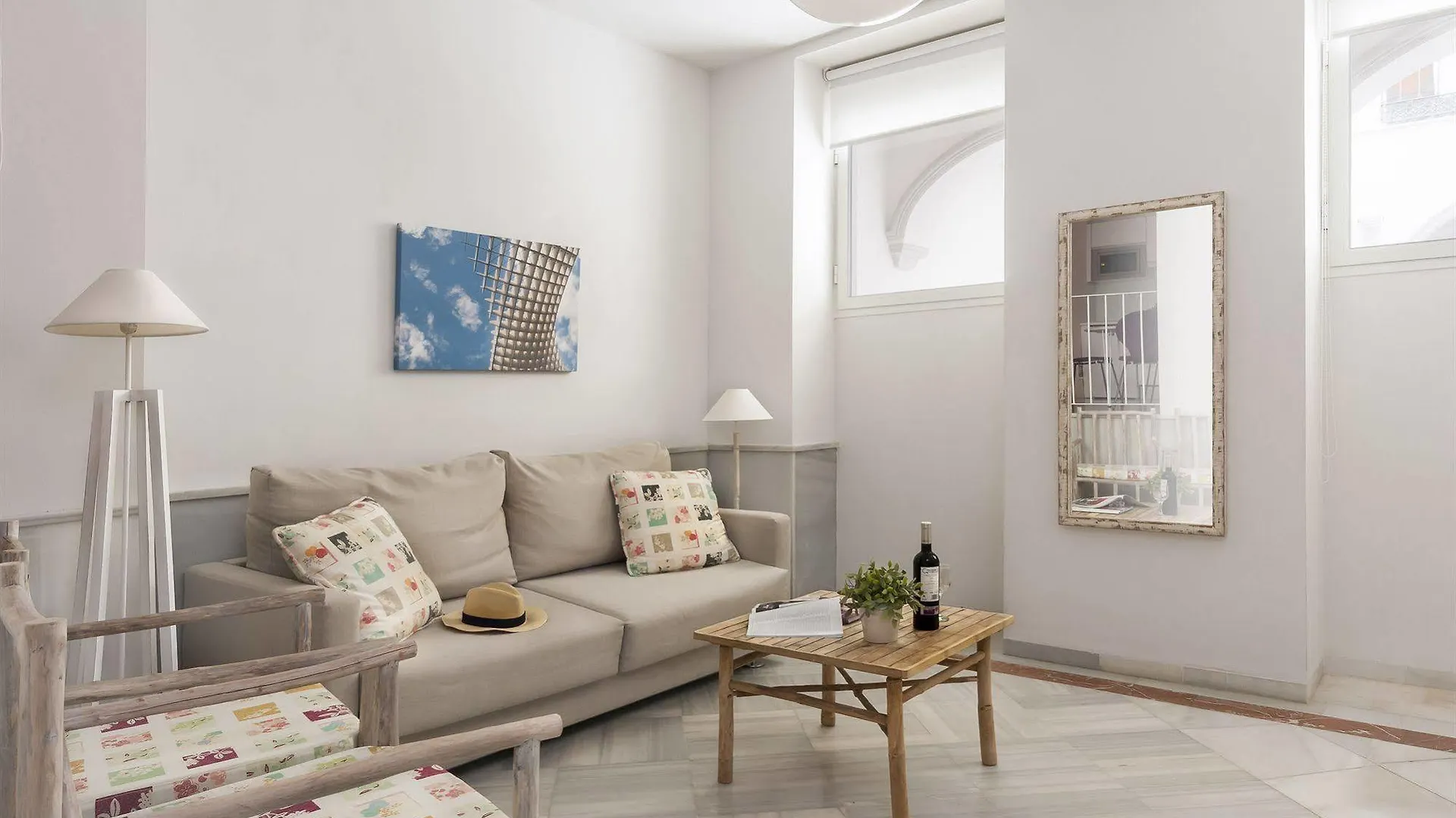Suites Sevilla Plaza Apartmán