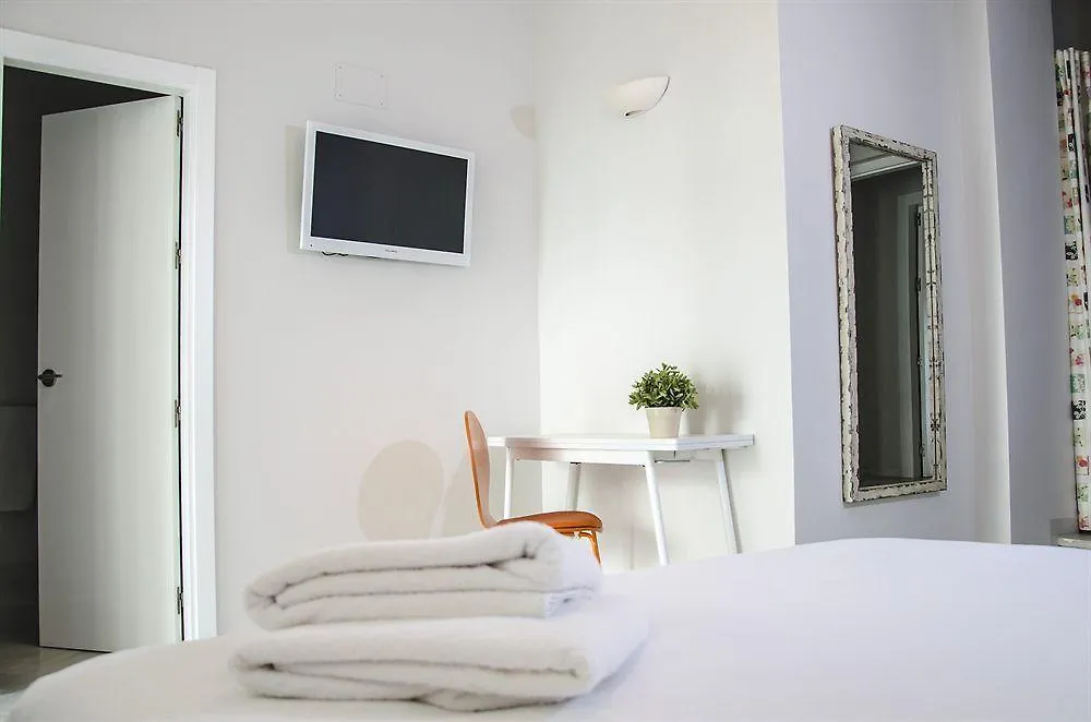 Suites Sevilla Plaza 0*,