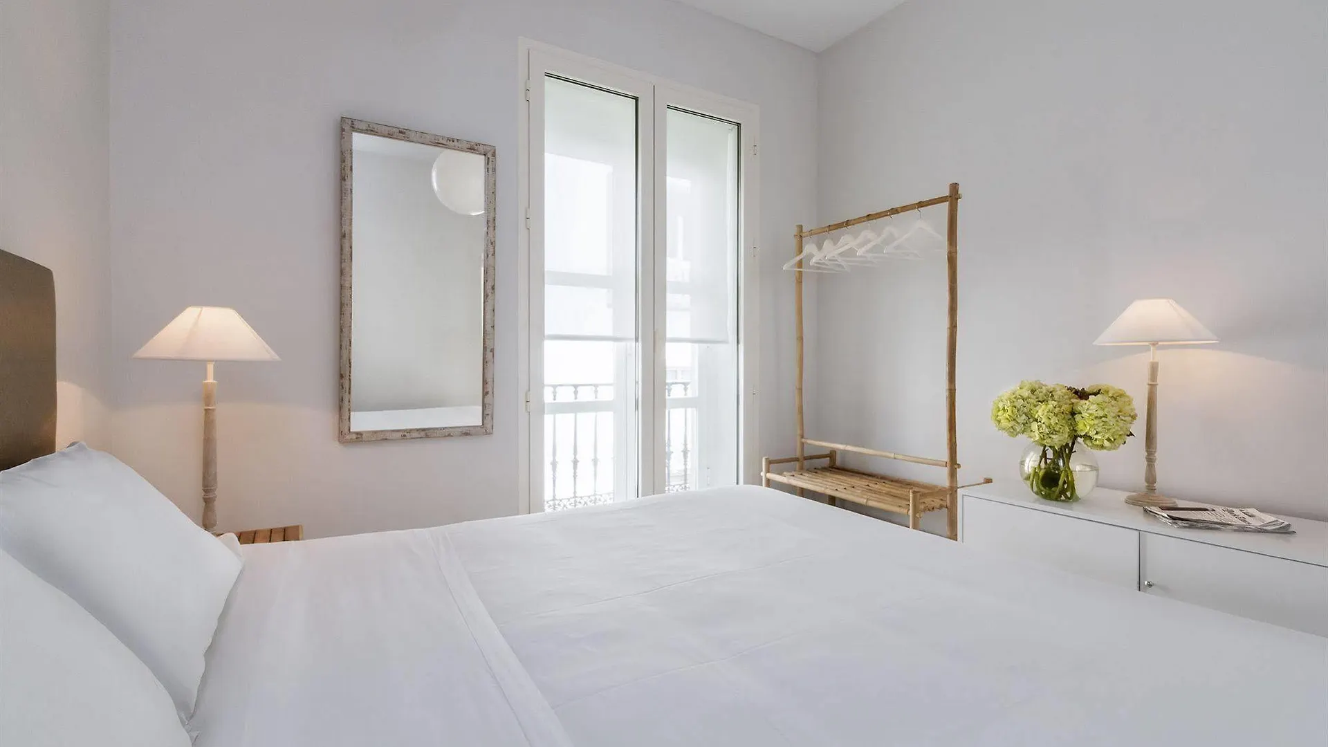 Suites Sevilla Plaza Apartment Seville