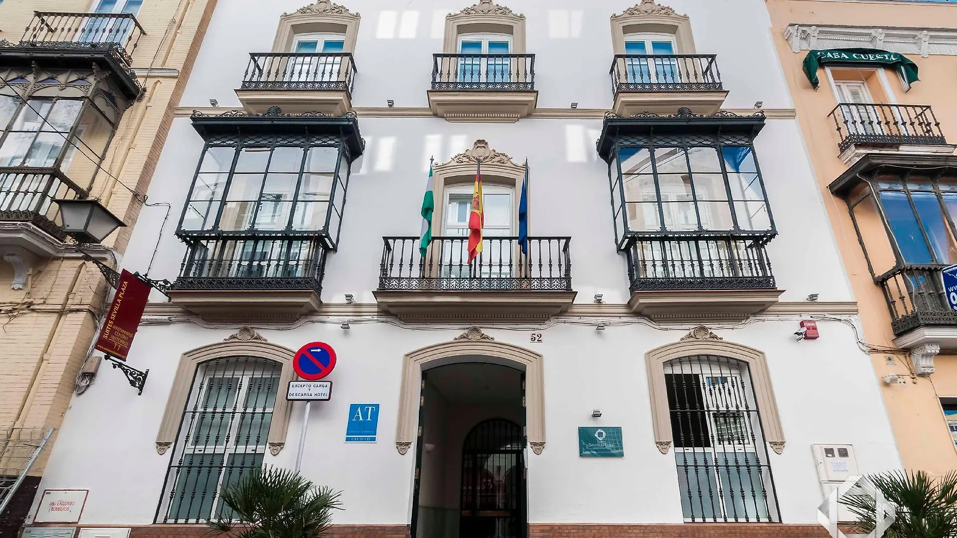 Suites Sevilla Plaza Seville